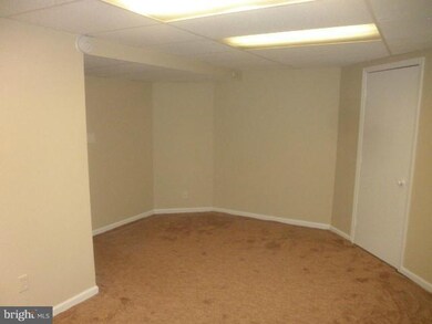 1425 Harford Square Dr, Edgewood, MD 21040 - photo 7