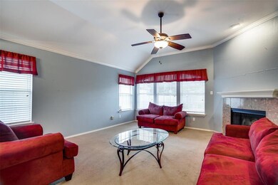 221 Shady Timbers Ln, Murphy, TX 75094 - photo 2