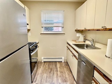 235 Fairharbor Dr unit 235, Patchogue, NY 11772 - photo 7