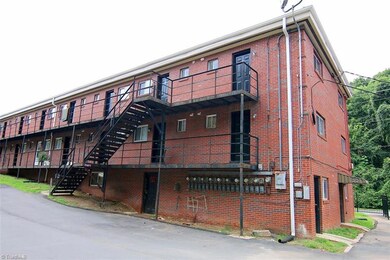 1641 W Northwest Blvd unit H, Winston Salem, NC 27104 - photo 2