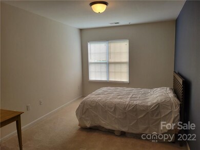 538 Appeldoorn Cir unit 538, Asheville, NC 28803 - photo 5