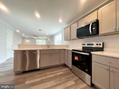 102 Weiricks Row, Charles Town, WV 25414 - photo 4