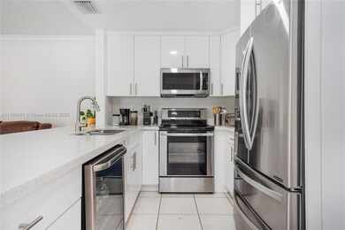 14060 Langley Place, Davie, FL 33325 - photo 5