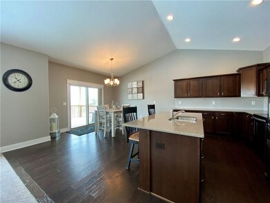 9701 Marnewood Dr, Johnston, IA 50131 - photo 2