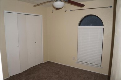 7404 Sandhurst Ln S, North Richland Hills, TX 76182 - photo 6