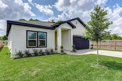 7429 Virgil St, Houston, TX 77088 - photo 5