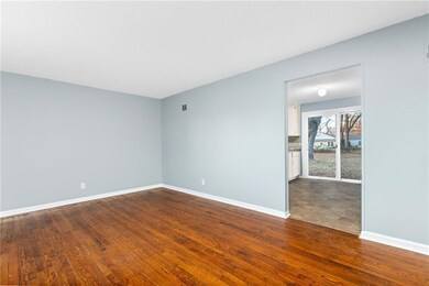 11804 W 70th St, Shawnee, KS 66203 - photo 7