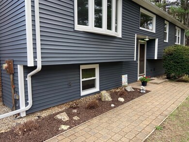 16 Hitching Post Rd, Amherst, MA 01002 - photo 2