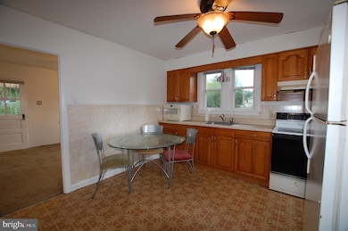 122 Guest St, Penns Grove, NJ 08069 - photo 3