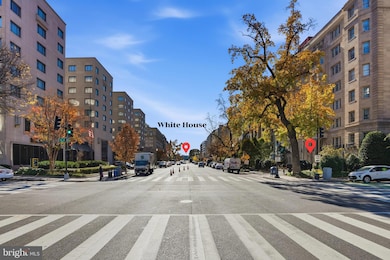 1026 16th St NW unit 801, Washington, DC 20036 - photo 2