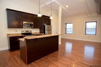 23 N Pearl St unit 4A, Albany, NY 12207 - photo 2