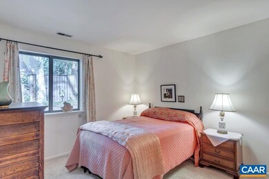 103 Oak Forest Cir, Charlottesville, VA 22901 - photo 5