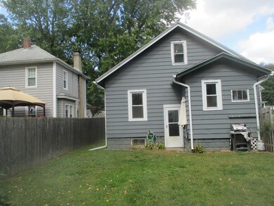 37 Fox St, West Springfield, MA 01089 - photo 4