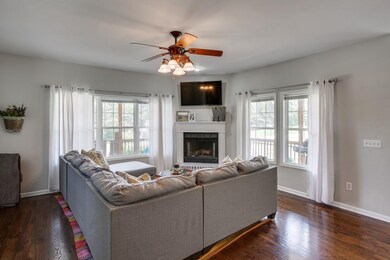 1066 Neeleys Bend, Spring Hill, TN 37174 - photo 4