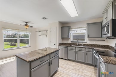 233 J E Brown Ln, Jarrell, TX 76537 - photo 7