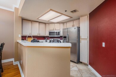 640 Camino de la Reina unit 1106, San Diego, CA 92108 - photo 5