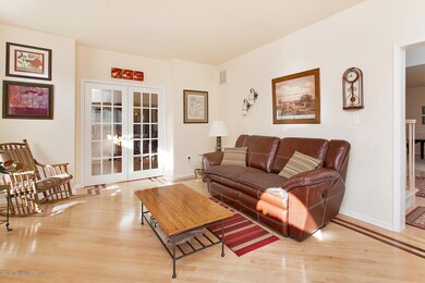 2308 Orchard Crest Blvd-large-008-2R5A82