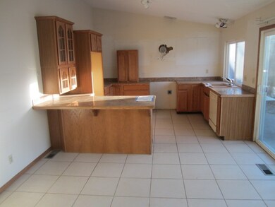 1075 E York Way, Sparks, NV 89434 - photo 4