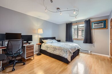 953 N Rohlwing Rd unit 201A, Addison, IL 60101 - photo 7