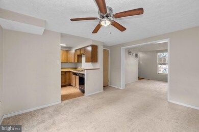 414 Shady Glen Dr, Capitol Heights, MD 20743 - photo 5