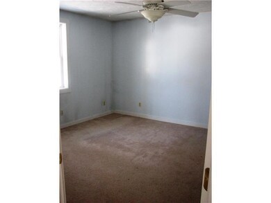 557 Quaker Hill Rd, Albion, ME 04910 - photo 5