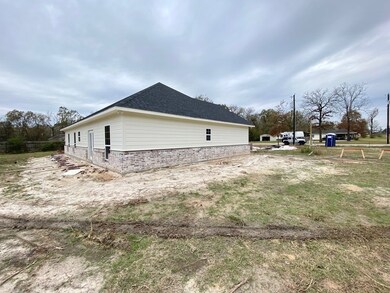 111 Joshua Ln, Lufkin, TX 75904 - photo 4