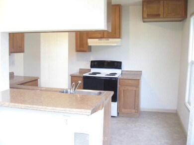 937 SW 20th St, Chehalis, WA 98532 - photo 4