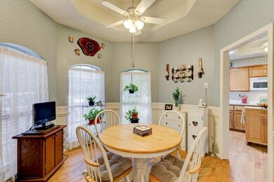 8920 Ashcraft Dr, North Richland Hills, TX 76182 - photo 5