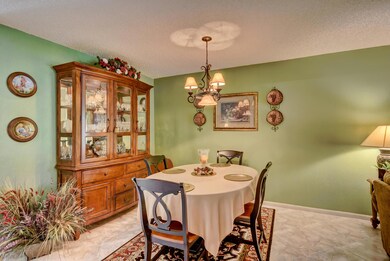 RG 9286 Vista Del Lago 35F-3