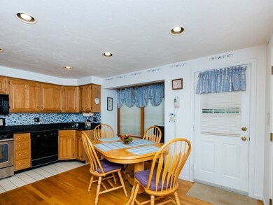 43 Merrymount Rd unit 12, Quincy, MA 02169 - photo 6