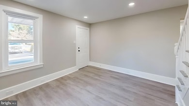 153 Knapp Ave, Trenton, NJ 08610 - photo 3