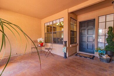 5627 E Evergreen St (8 of 39)