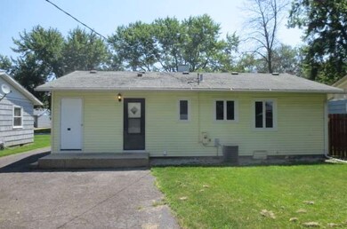 890 Taylor Ave, Aurora, IL 60506 - photo 5