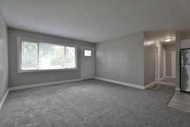 1037 Chestershire Rd, Columbus, OH 43204 - photo 4