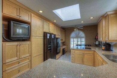 006_Kitchen