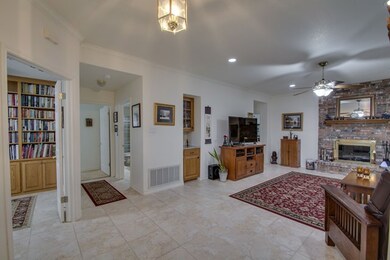 804 Avenue C, Fredericksburg, TX 78624 - photo 5