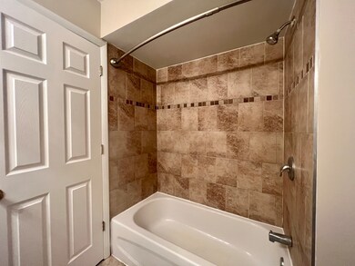 3614 Coventry Ct, Hazel Crest, IL 60429 - photo 5