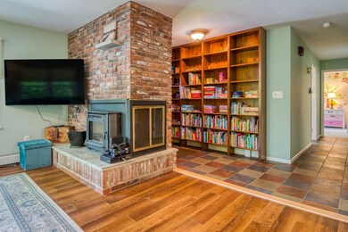 92 Fairview St, Littleton, NH 03561 - photo 6