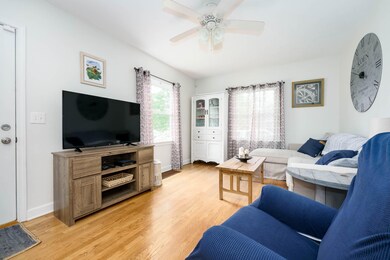 Parchmount_Ave_829_Parchment_49004-3