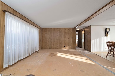 503 Cedar St, Elk Rapids, MI 49629 - photo 4