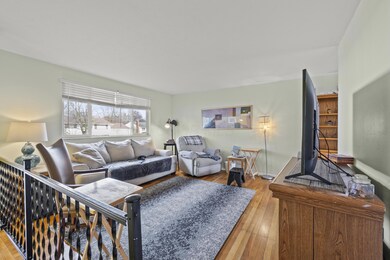 Living Room 01 (1)