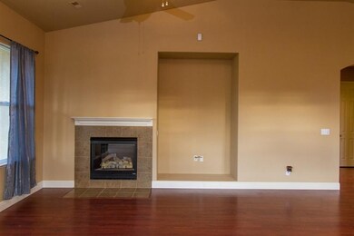 3203 Hampton Way, Clovis, CA 93619 - photo 4