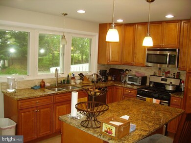 3306 Kaywood Place, Falls Church, VA 22041 - photo 4