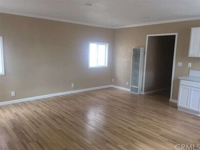 1450 W 154th St, Compton, CA 90220 - photo 4