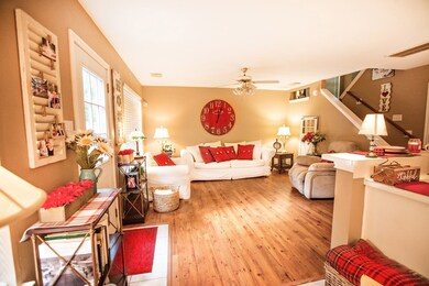 82 N Walden Elms Cir, Spring, TX 77382 - photo 3