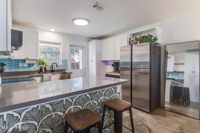 1625 Vine St, Biloxi, MS 39531 - photo 6