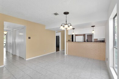 2001 Lakewood Ct, Willis, TX 77318 - photo 6