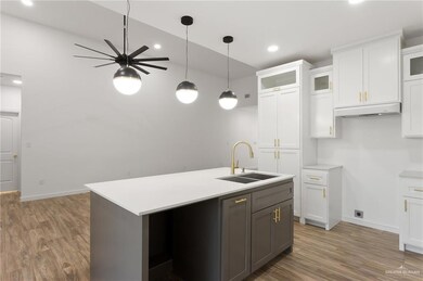 3508 New Frontier Dr, Edinburg, TX 78541 - photo 6