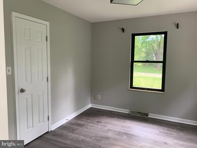 63 Lincoln Dr, Stafford, VA 22554 - photo 4