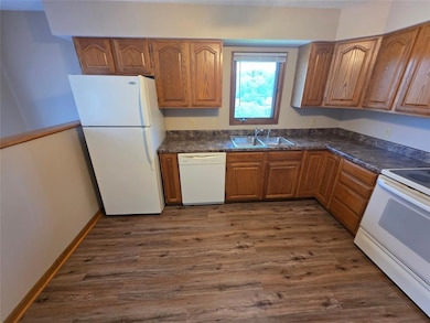 5501 S Union St, Des Moines, IA 50315 - photo 3